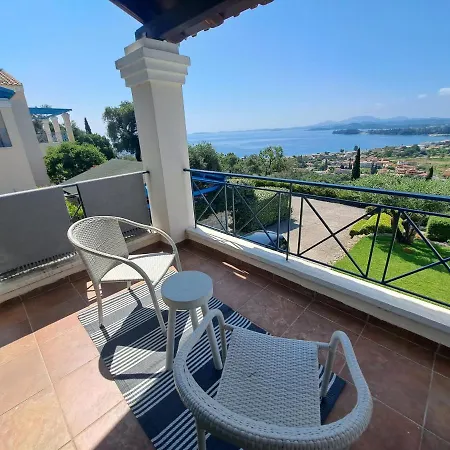 Galini With Private Pool & Incredible Views, Ipsos 别墅 *