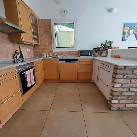 Galini With Private Pool & Incredible Views, Ipsos