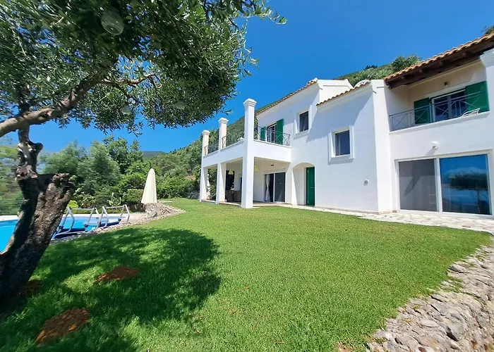 Galini With Private Pool & Incredible Views, Ipsos Pyrgi (Corfu)
