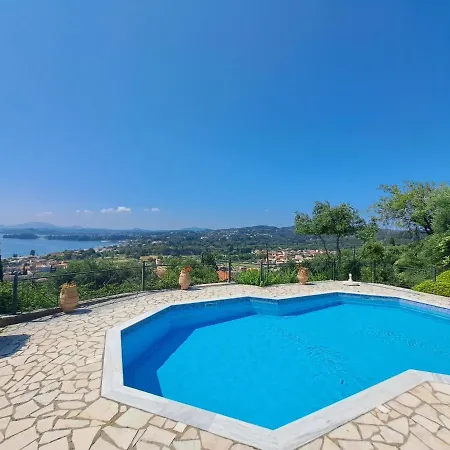 Villa Galini With Private Pool & Incredible Views, Ipsos *