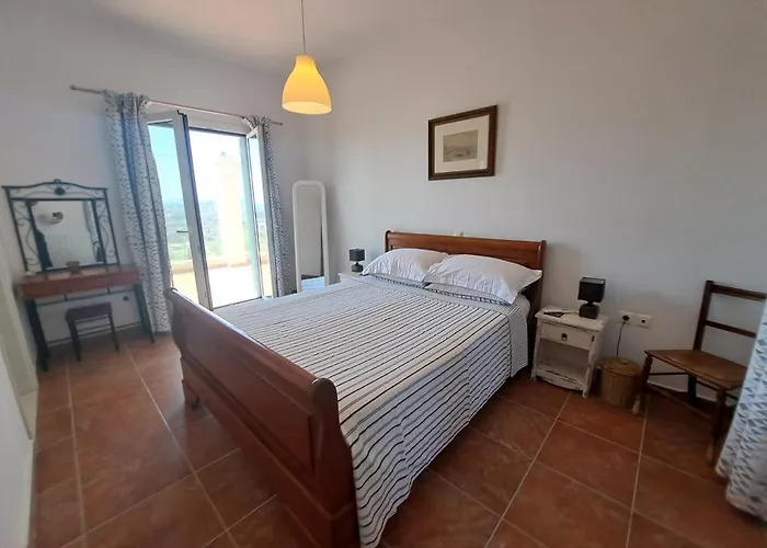 Galini With Private Pool&incredible Views, Ipsos Villa